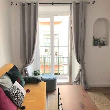 Gorgeous Bairro Alto Apartment Lisboa Ngoại thất bức ảnh