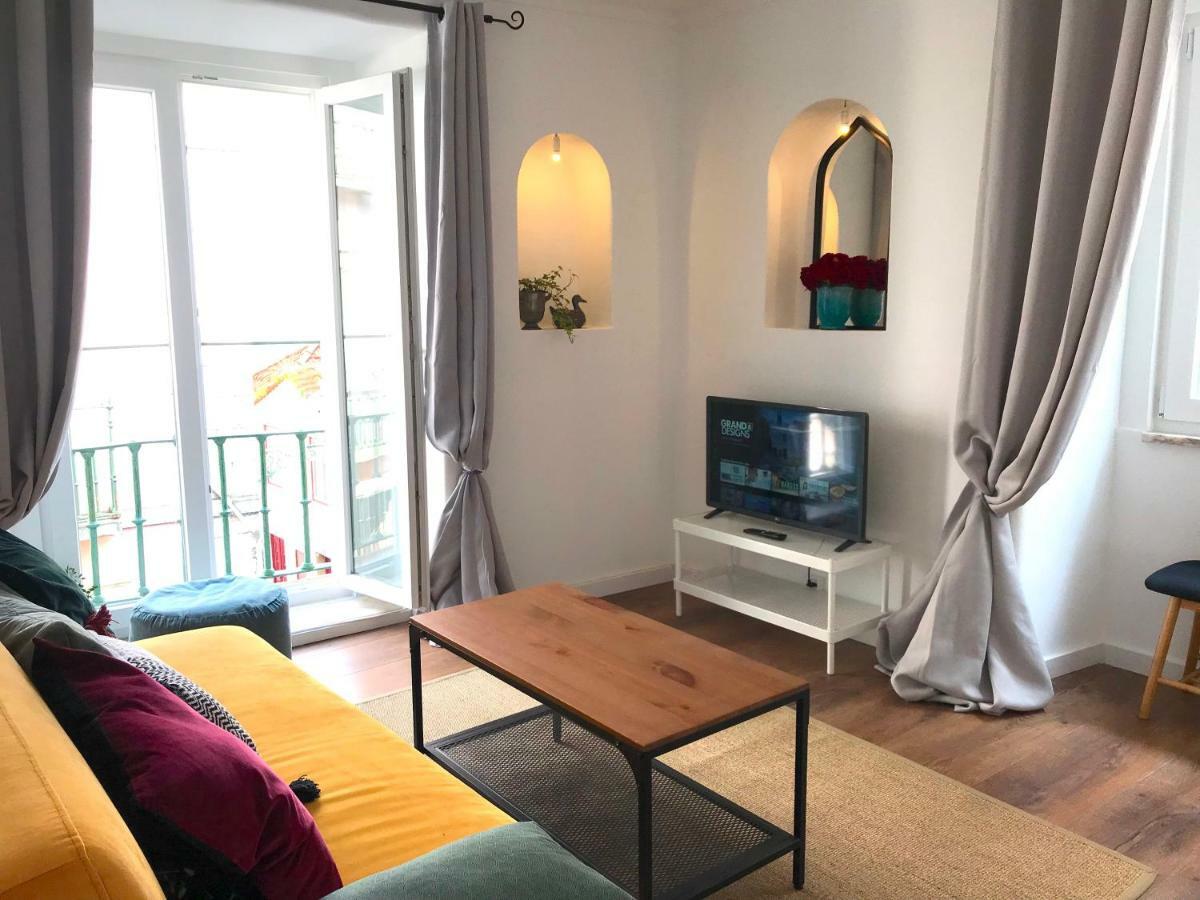 Gorgeous Bairro Alto Apartment Lisboa Ngoại thất bức ảnh