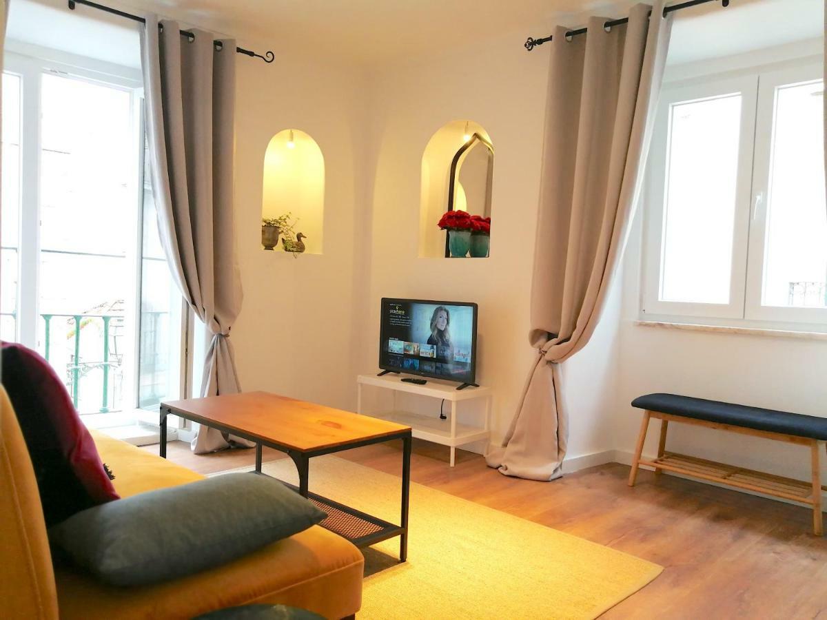 Gorgeous Bairro Alto Apartment Lisboa Ngoại thất bức ảnh